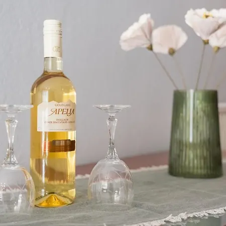 Jella's Sunny Nea Skioni