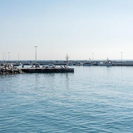 Jella's Sunny Apartament Nea Skioni