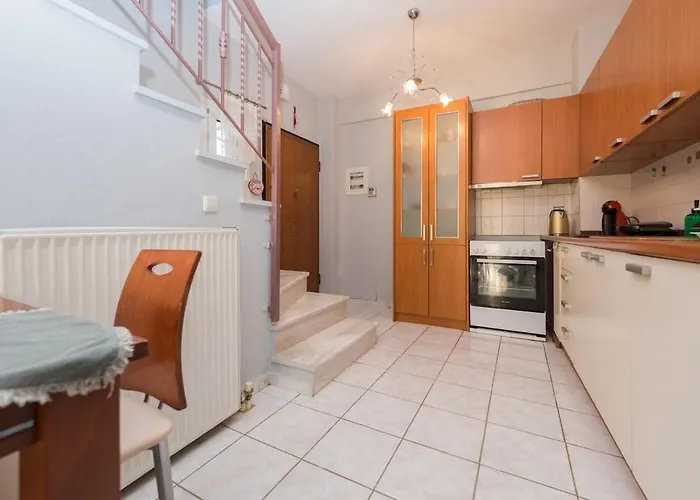 Jella's Sunny Nea Skioni