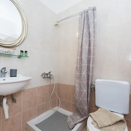 Jella's Sunny Néa Szkióni